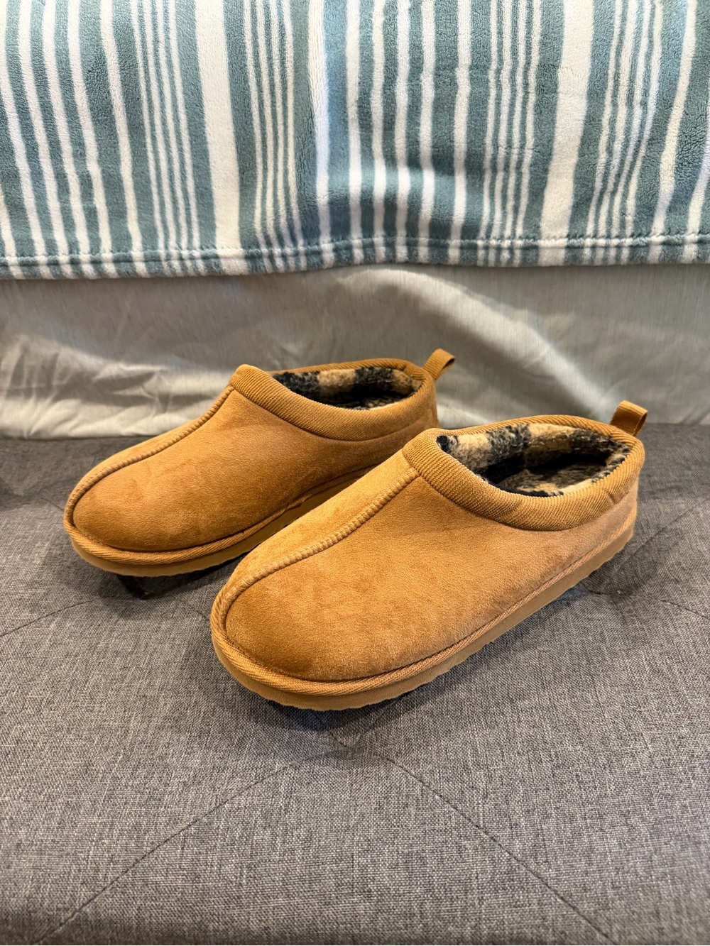 Wonder Nation Kids Cozy Slip-On Slippers in Camel Brown